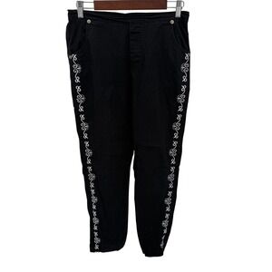 American Sweetheart Womens 8 Pants Black Embroidered Scroll Side 100% Cotton
